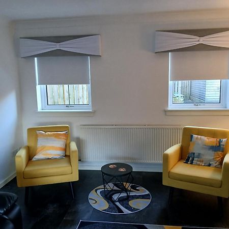 The Cottage - Hot Tub - Nr Glasgow - Self Check-In Coatbridge Zewnętrze zdjęcie