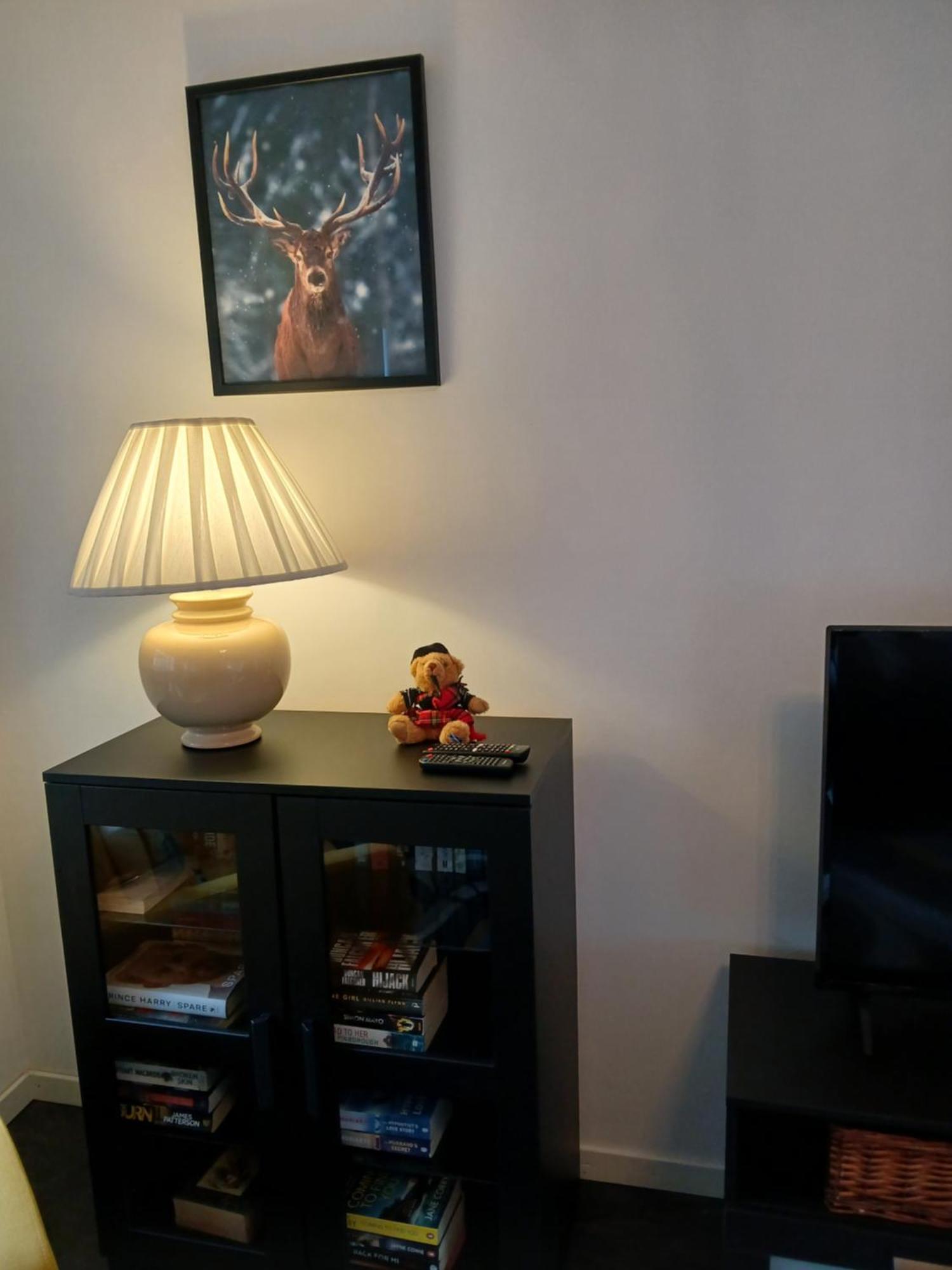 The Cottage - Hot Tub - Nr Glasgow - Self Check-In Coatbridge Zewnętrze zdjęcie