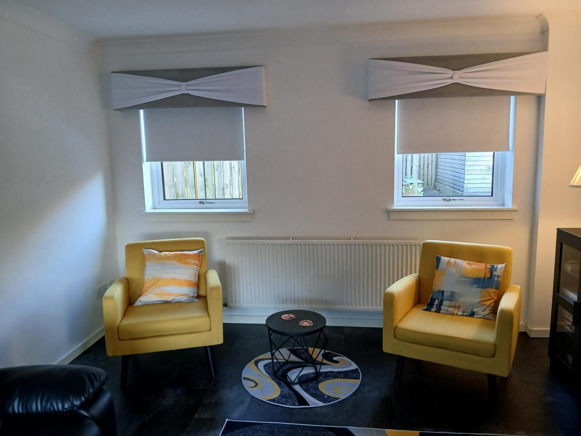 The Cottage - Hot Tub - Nr Glasgow - Self Check-In Coatbridge Zewnętrze zdjęcie